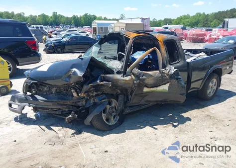 2001 Toyota Tacoma S-Runner z USA, uszkodzony, nr VIN 5TEVN52N41Z735742